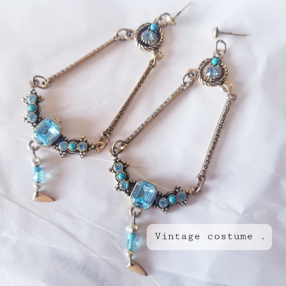 Jewelry - 🌻3 for 20🌻Vintage costume earrings blue / brass